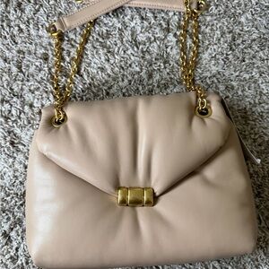 Elegant Beige Leather Shoulder Bag